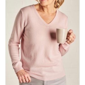 Max Studio Blush Pink Cashmere V Neck Sweater